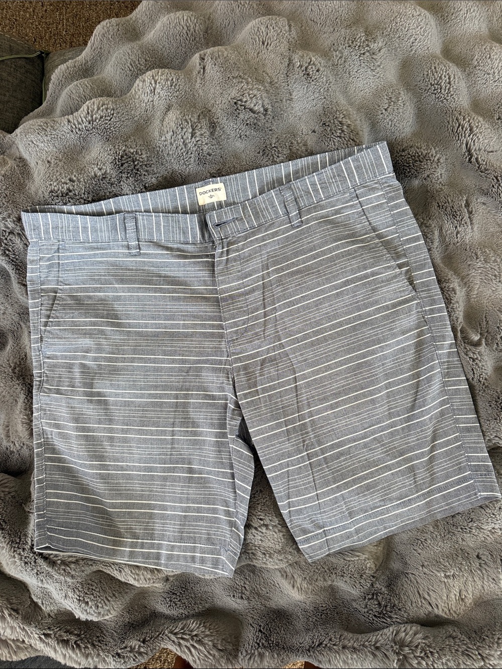 Dockers Men's Gray Pinstripe Flat Front Shorts